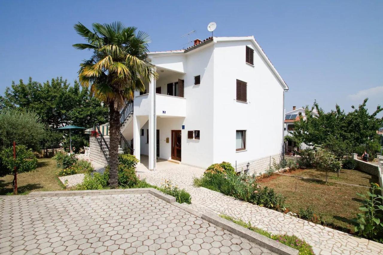 Laura'S Apartment Poreč Exterior foto